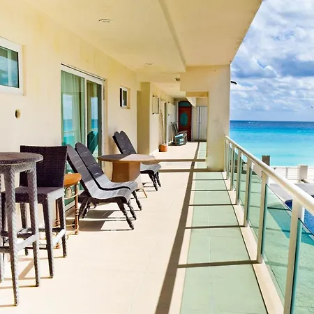 Departamento sobre la playa Cancún Exterior foto